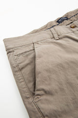 Pantalone chinos