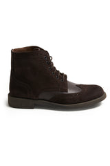 Gestürzter Stiefel