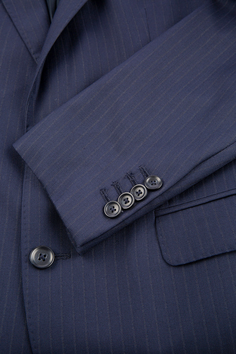 Klassisches Kleid