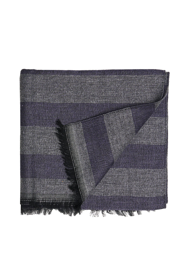 Two-tone striped scarf